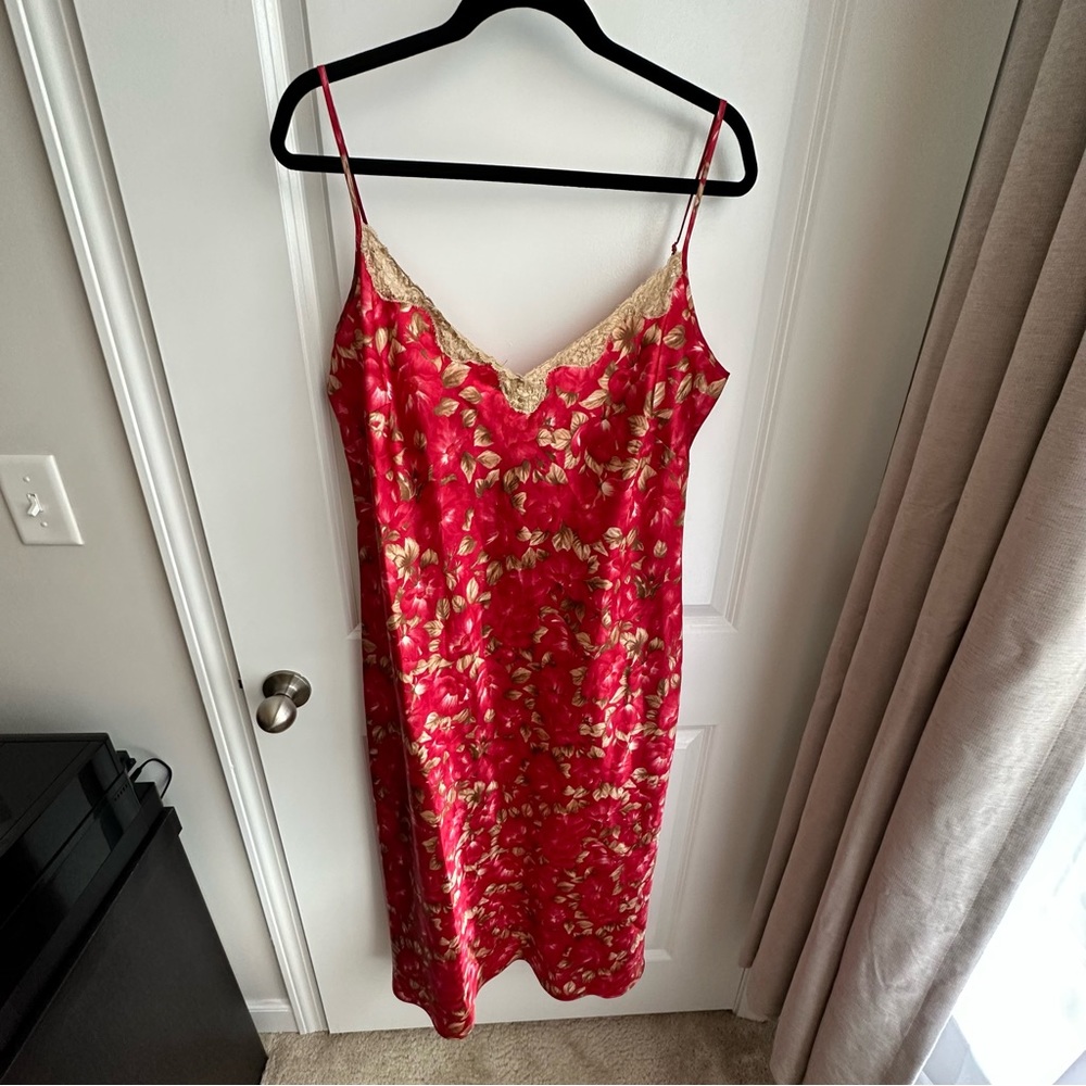 Red/tan Floral Print Silky Nightie
